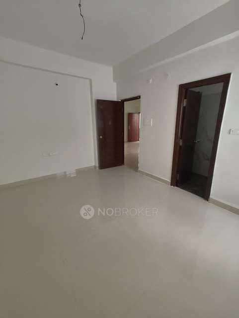 3 BHK Flat In Sri Dhanvi Marvel For Sale  In Narsingi