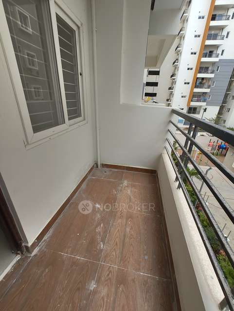 3 BHK Flat In Sri Dhanvi Marvel For Sale  In Narsingi