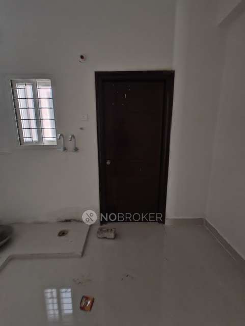 3 BHK Flat In Sri Dhanvi Marvel For Sale  In Narsingi