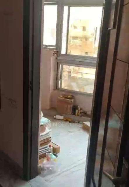 2 BHK Flat In Standalone Building  For Sale  In Shahdara