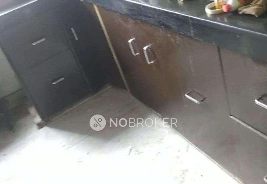 2 BHK Flat In Standalone Building  For Sale  In Shahdara