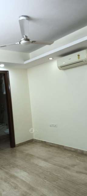 3 BHK Flat In Stand Alone Building For Sale  In Safdarjung Enclave