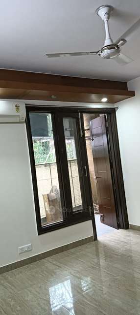 3 BHK Flat In Stand Alone Building For Sale  In Safdarjung Enclave