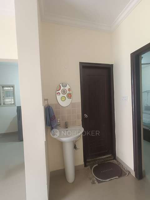 2 BHK Flat In Srishti Pradhan For Sale  In Kadubeesanahalli