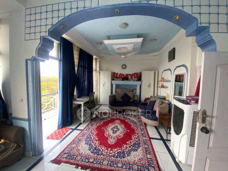 2 BHK Flat In Hafeez Mansion for Rent  In Toli Chowki