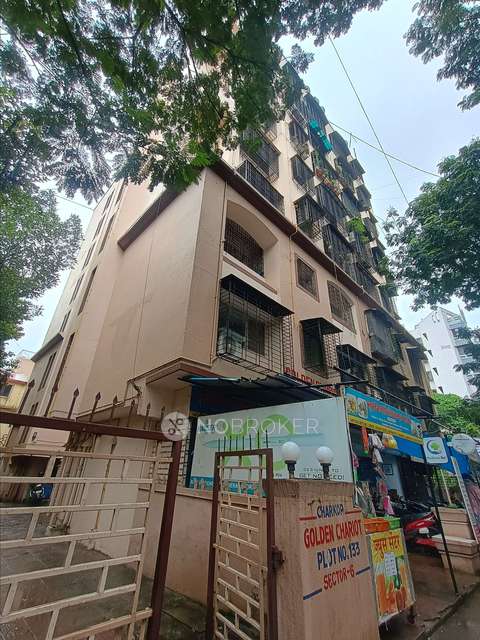2 BHK Flat In Golden Chariot Chs Ltd For Sale  In Kandivali