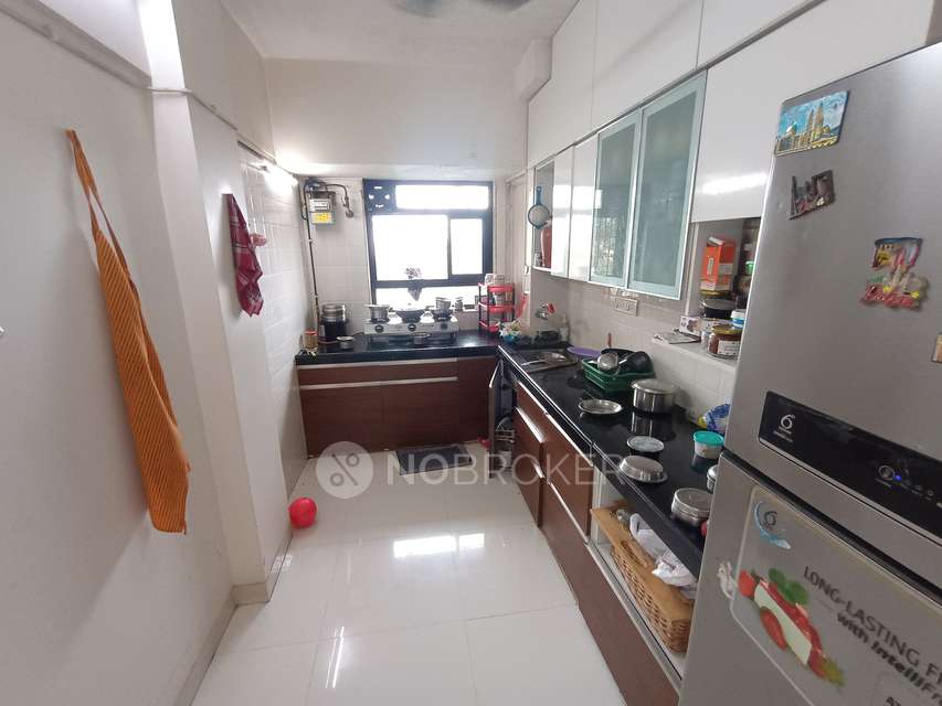 2 BHK Flat In Golden Chariot Chs Ltd For Sale  In Kandivali