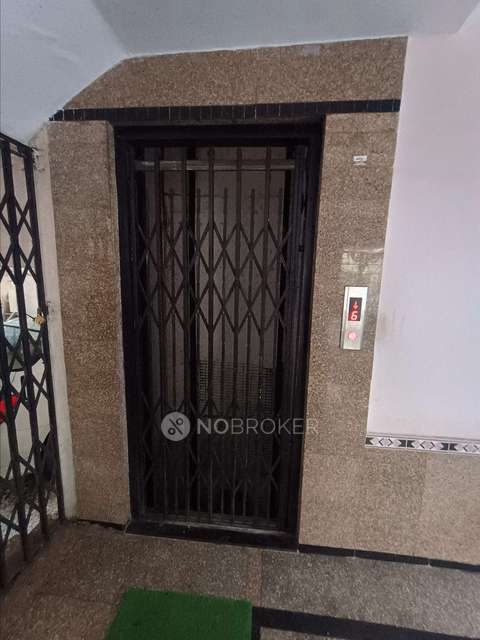 2 BHK Flat In Golden Chariot Chs Ltd For Sale  In Kandivali