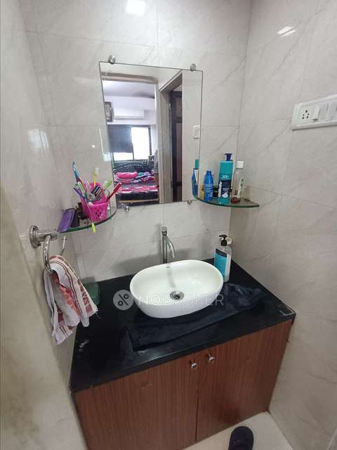 2 BHK Flat In Golden Chariot Chs Ltd For Sale  In Kandivali