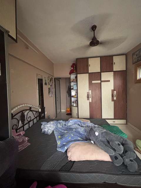 2 BHK Flat In Manisha Apartments For Sale  In Kandivali West