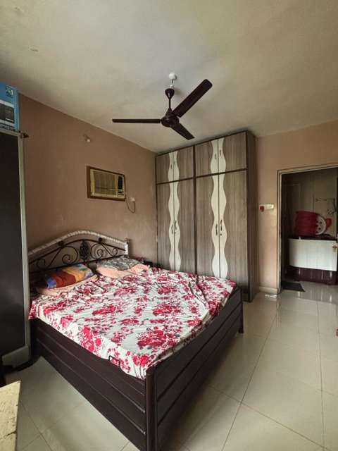 2 BHK Flat In Manisha Apartments For Sale  In Kandivali West