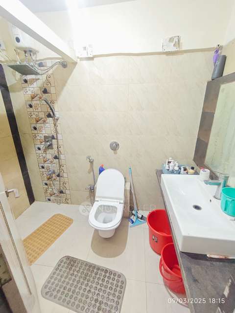 2 BHK Flat In Sanskar Chs For Sale  In  Mulund East