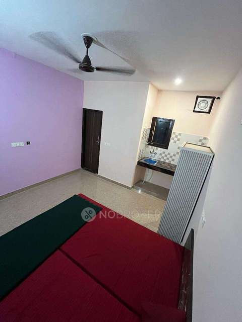 1 RK Flat In Standalone Building	 for Rent  In Wazirabad