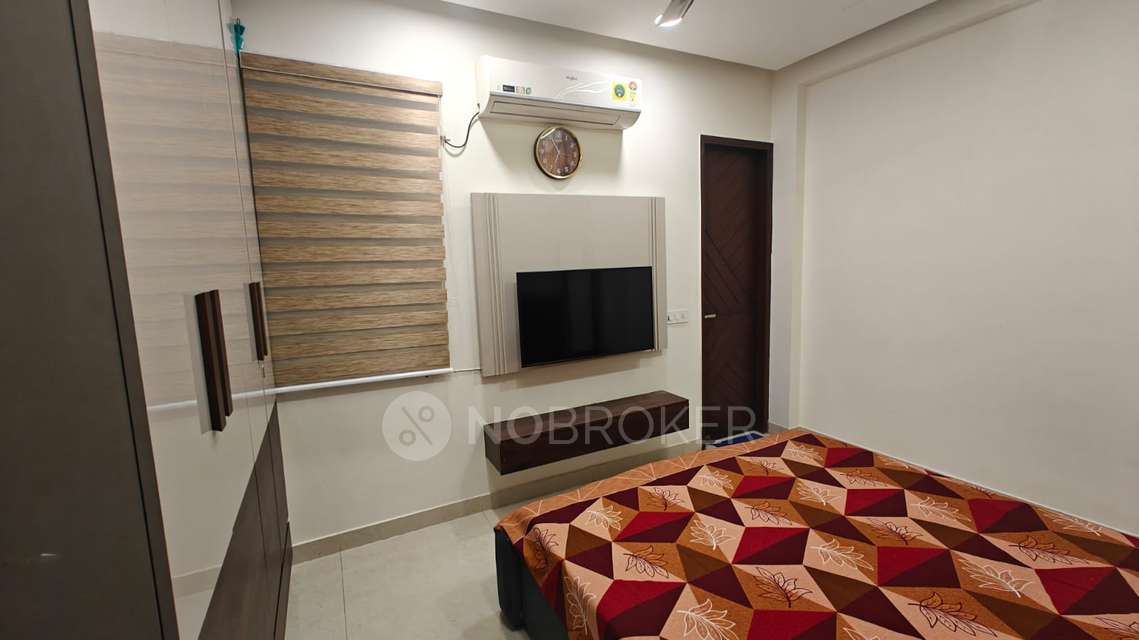 3 BHK Flat In Standalone Building  For Sale  In Indirapuram