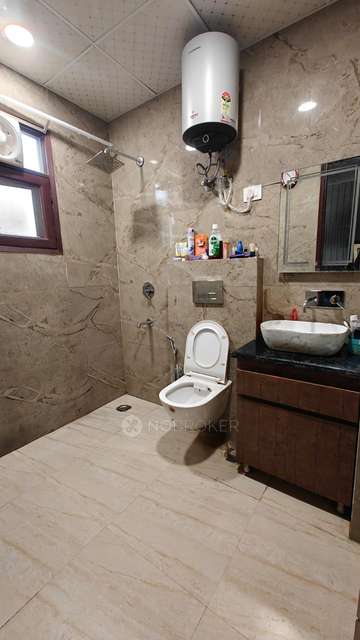 3 BHK Flat In Standalone Building  For Sale  In Indirapuram