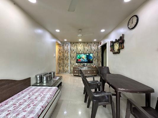 2 BHK Flat In Prabhat Apartment Byculla For Sale  In Byculla
