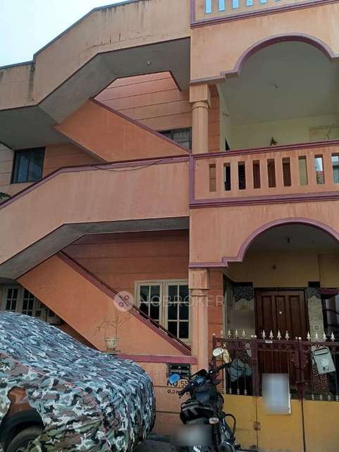 4+ BHK Flat For Sale  In Mathikere