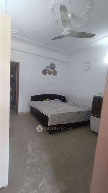 2 BHK Flat In Senior Citizen Home Complex For Sale  In Phi Ii