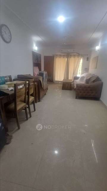 2 BHK Flat In Senior Citizen Home Complex For Sale  In Phi Ii