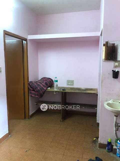 4+ BHK Flat For Sale  In Jalahalli West