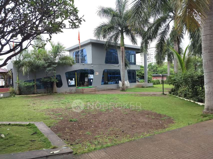 2 BHK Flat In Kumar Palmcrest For Sale  In Pisoli Road