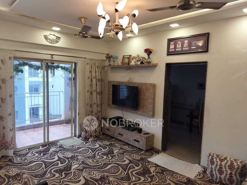 2 BHK Flat In Kumar Palmcrest For Sale  In Pisoli Road