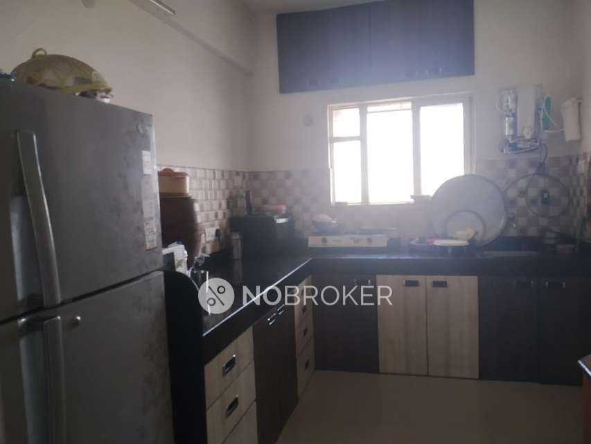 2 BHK Flat In Kumar Palmcrest For Sale  In Pisoli Road