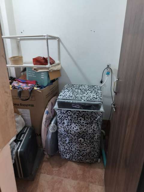 2 BHK Flat In Kumar Palmcrest For Sale  In Pisoli Road