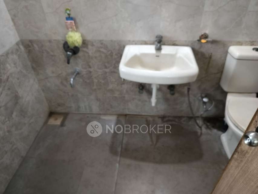 2 BHK Flat In Kumar Palmcrest For Sale  In Pisoli Road