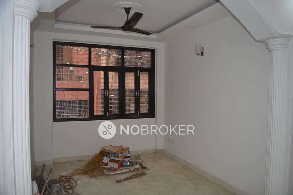 3 BHK Flat For Sale  In Govindpuri Extension