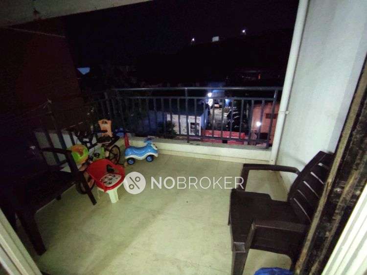 2 BHK Flat In Whistling Winds For Sale  In Pisoli