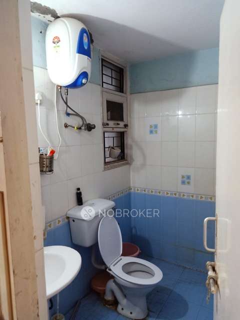 3 BHK Flat In Anand Ashray Society For Sale  In Phi Ii