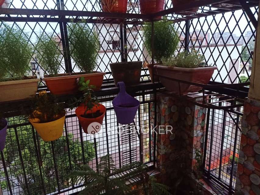 3 BHK Flat In Anand Ashray Society For Sale  In Phi Ii