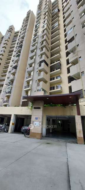 2 BHK Flat In Paramount Floraville for Rent  In Sector-137