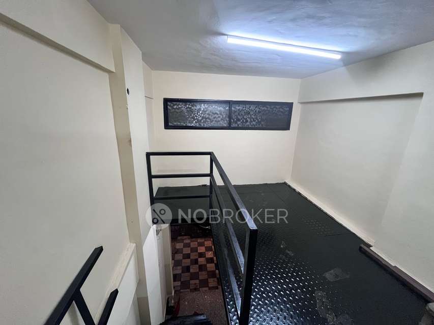 Shop in Shri Hari Mandir-kalawati Aai Mandir, Pune for Rent 