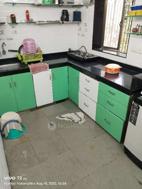 2 BHK Flat In Hira Keshav Chs For Sale  In Ghatkopar West