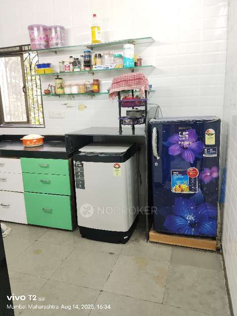 2 BHK Flat In Hira Keshav Chs For Sale  In Ghatkopar West