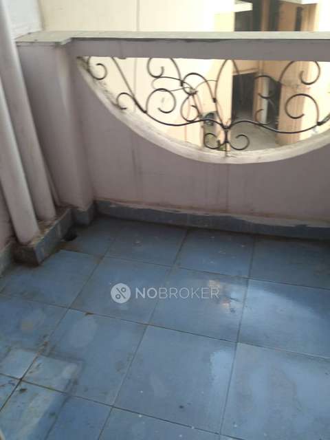 2 BHK Flat In Gulmohar Enclave For Sale  In Nehru Nagar Iii