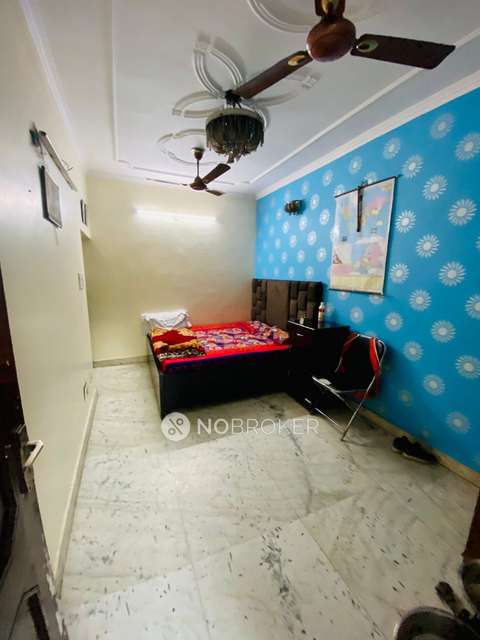 4 BHK Flat In Standalone Building  For Sale  In Patel Nagar
