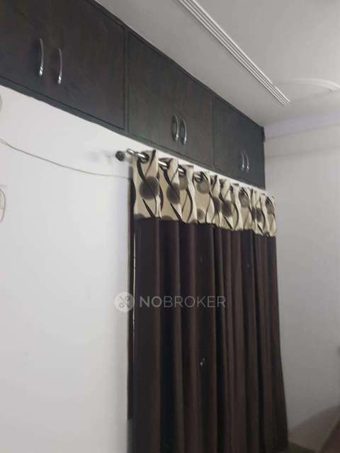 4 BHK Flat In Standalone Building  For Sale  In Patel Nagar