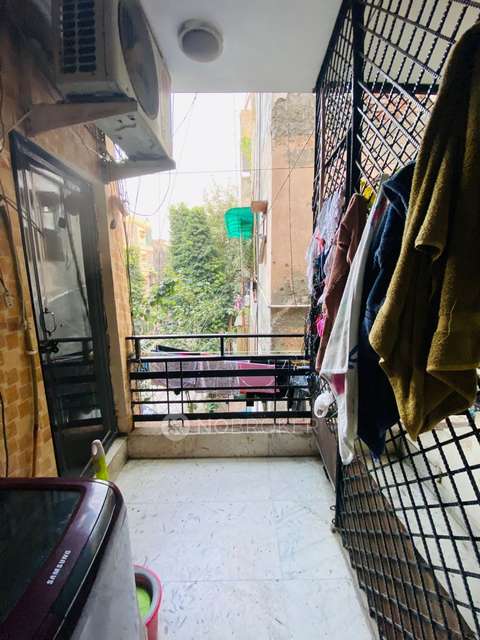 4 BHK Flat In Standalone Building  For Sale  In Patel Nagar