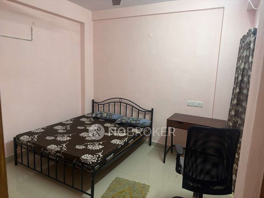 2 BHK Flat In Sanali Heavens for Rent  In Yella Reddy Guda Road