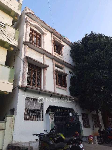 2 BHK House for Rent  In Serilingampalle