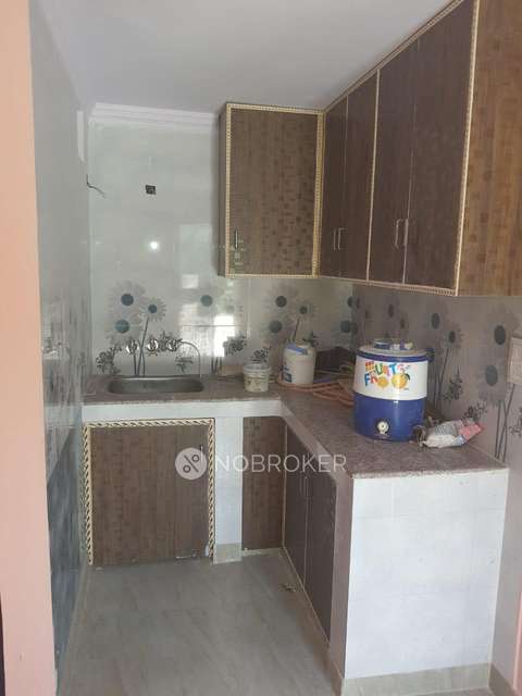 2 BHK Flat In Dda Flats  for Rent  In Vikaspuri 