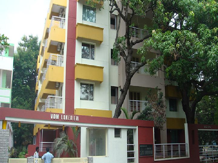 Sagas Vdm Lake View Ulsoor Rent WITHOUT BROKERAGE Semifurnished 3