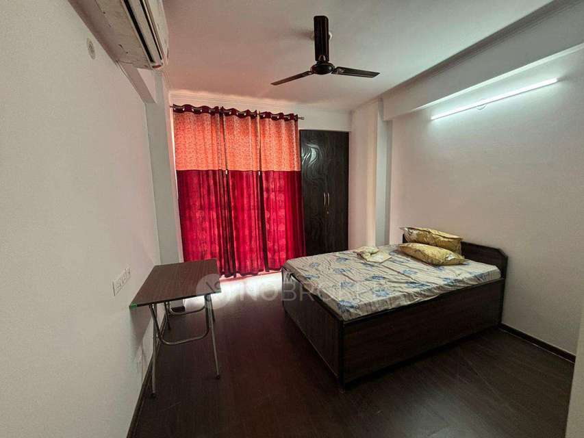 2 BHK Flat In Spring Medows for Rent  In Patwari