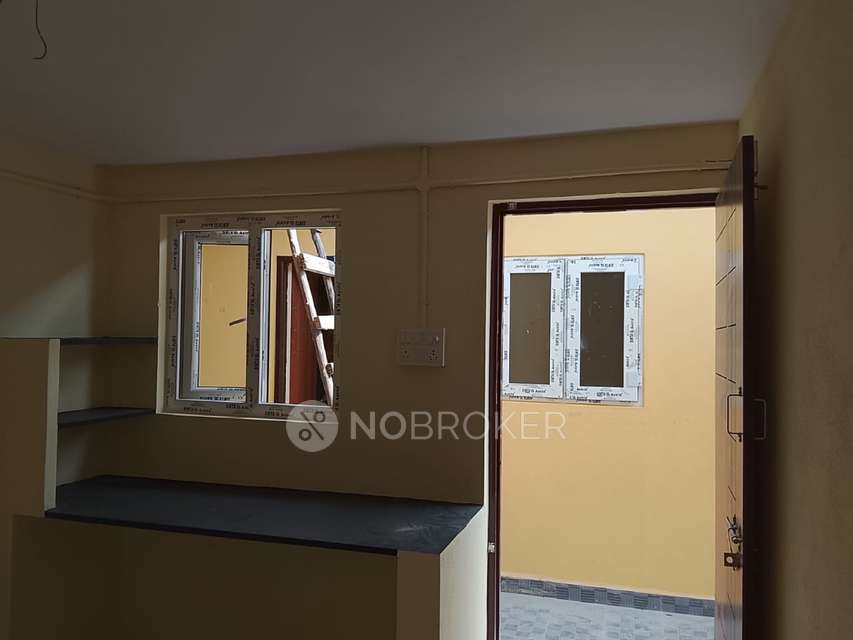 Shared Room for Male In 1 RK  In D9 Godown  In Cmda Truck Terminal Complex