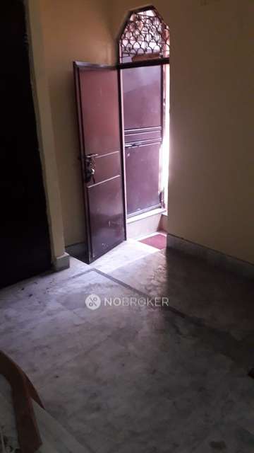 2 BHK Flat In Standalone Building  for Lease  In Vishnu Garden