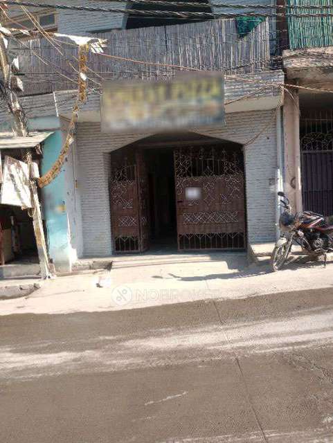 Godown/Warehouse in Maidan Garhi, Delhi for Rent 