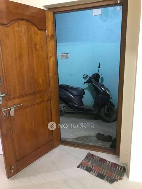 2 BHK Flat In Tulasi Apt For Sale  In Ayapakkam